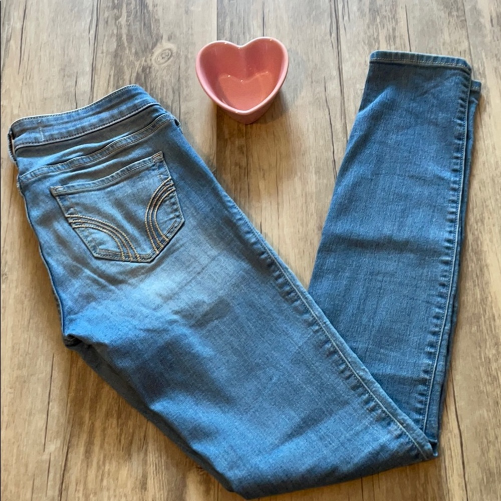 Hollister Classic Jeans - Picture 4 of 4